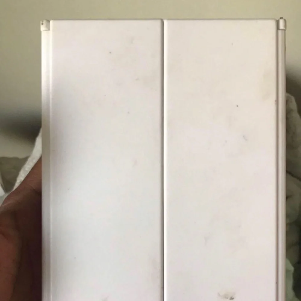 Small Vanity Mirror W/Heart Lights